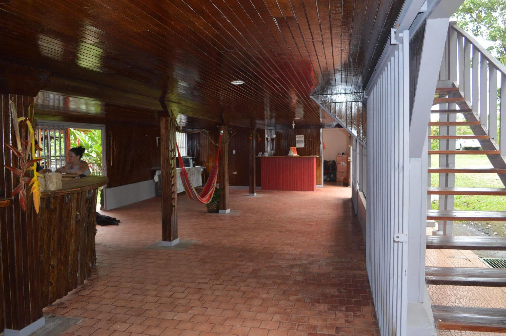 Islas Del Rio Hostel Tirimbina エクステリア 写真